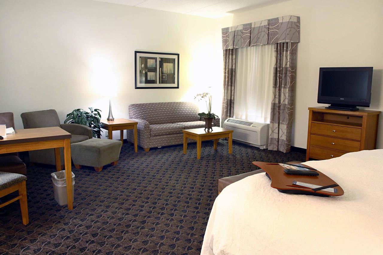 Hampton Inn & Suites Chesapeake-Square Mall - thumb 24