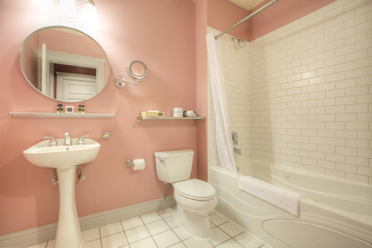 Montvale Hotel - thumb 4