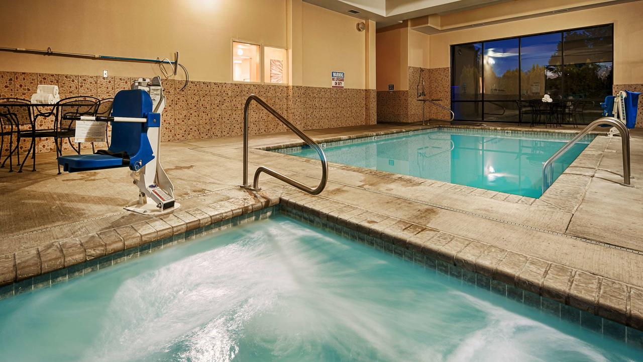 Best Western Plus Battleground Inn & Suites - thumb 15