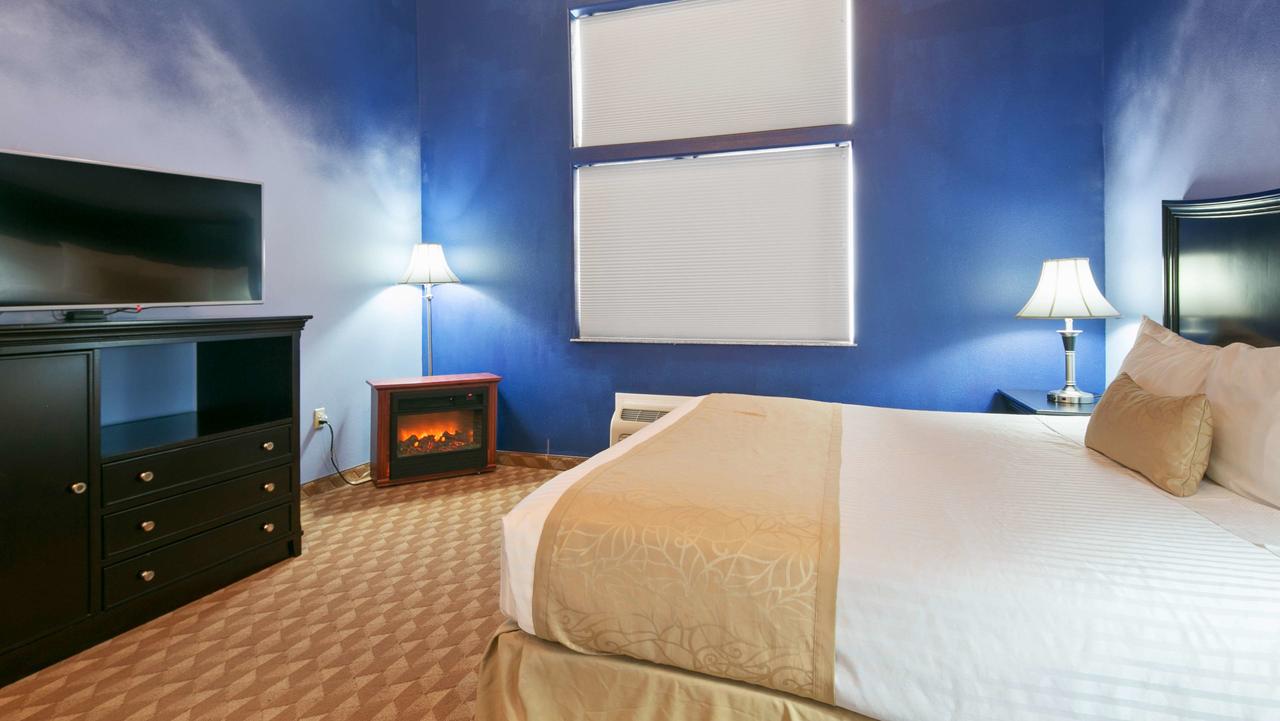 Best Western Plus Battleground Inn & Suites - thumb 20