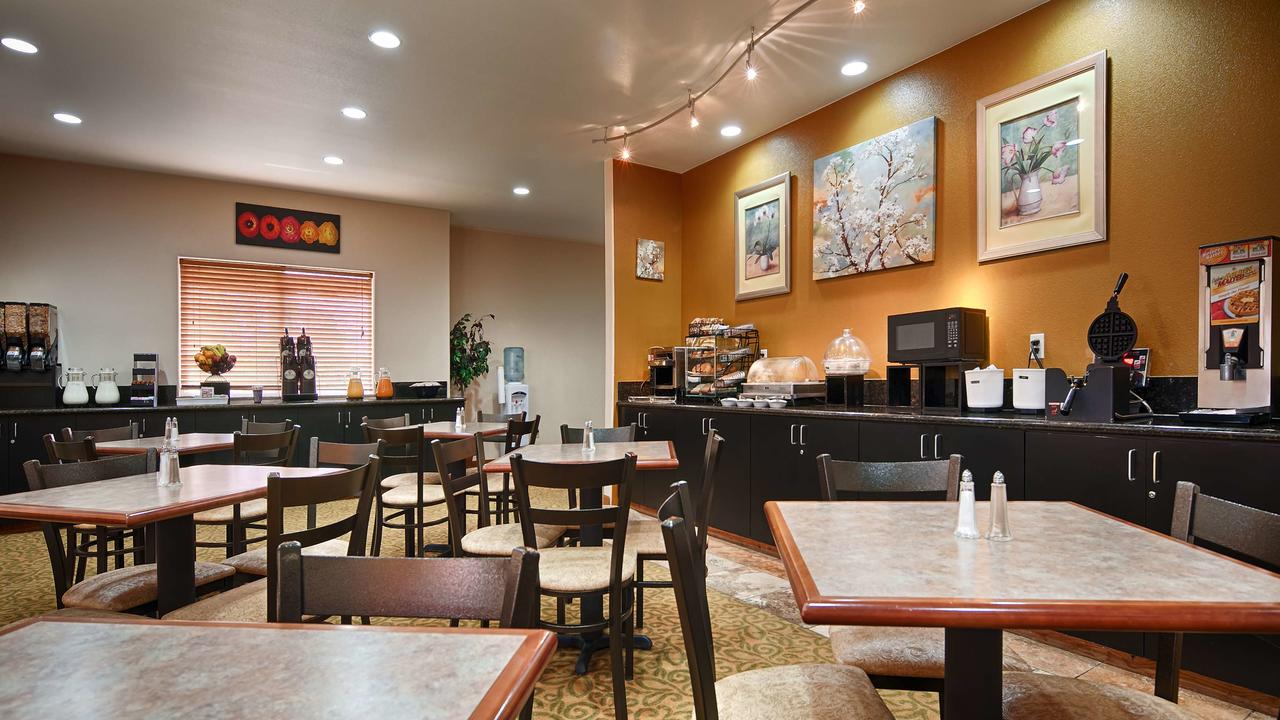 Best Western Plus Battleground Inn & Suites - thumb 8