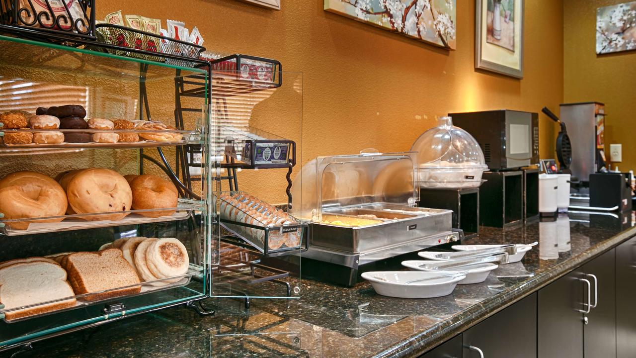 Best Western Plus Battleground Inn & Suites - thumb 9