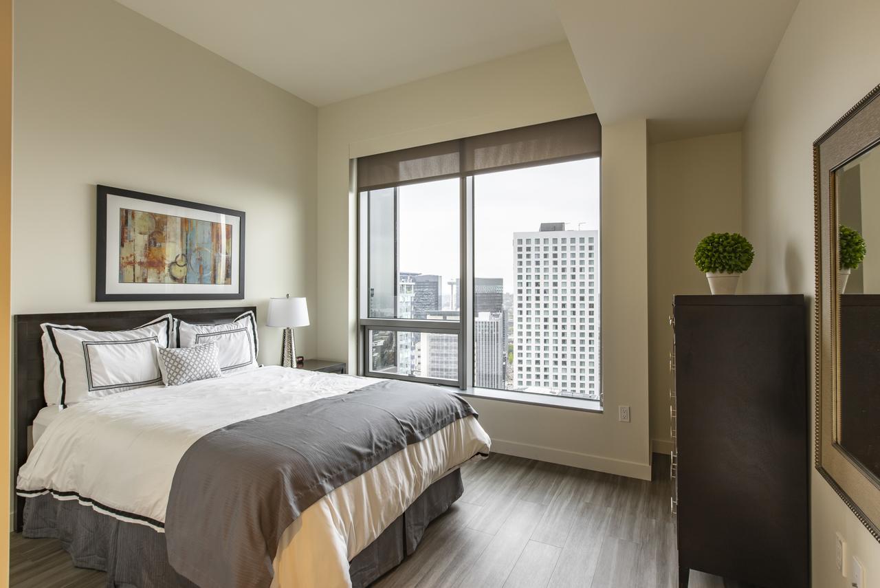 SoBe Downtown Seattle Apartments - thumb 6