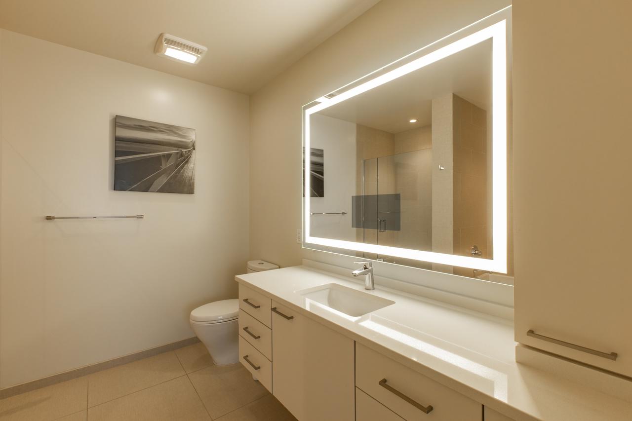 SoBe Downtown Seattle Apartments - thumb 16