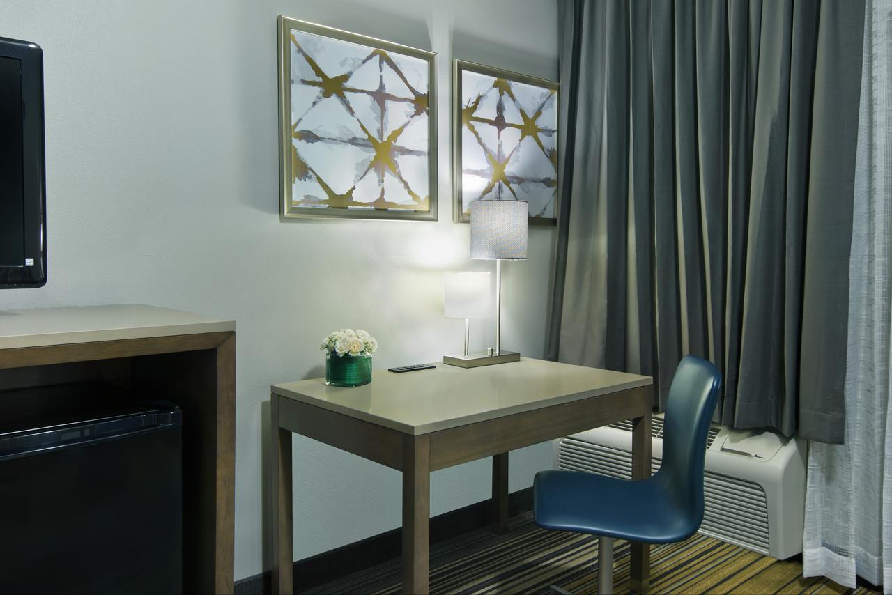 Oxford Suites Spokane - thumb 20