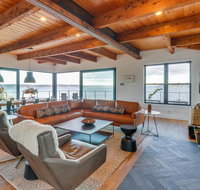 Whidbey Island Modern Farmhouse - Accommodation Philadelphia