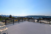 A-Seattle Urban Village- Lopez- Roof top view deck Accommodation Philadelphia