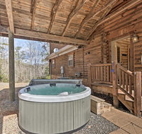 'Deep Creek Mountain Lodge' with Prvt Hot Tub  Views - Accommodation Philadelphia