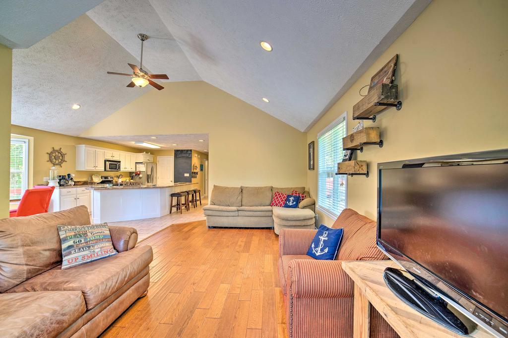 'No Wake Zone' Pickwick Home With Patio In Counce! - thumb 2