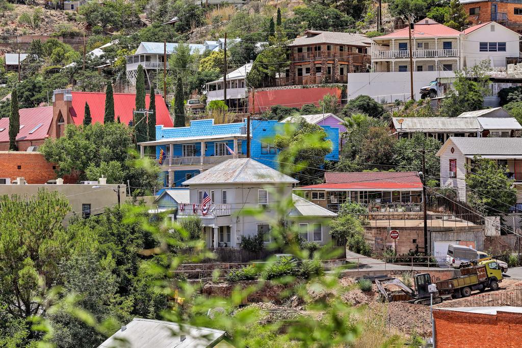 'St Patrick' Apartment In The Heart Of Bisbee - thumb 1
