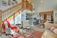 'The Cuckoo's Nest' Pocono Lake House with Deck Accommodation Philadelphia