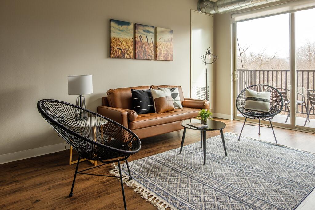 1 BR And 2 BR Apts By Frontdesk - thumb 0