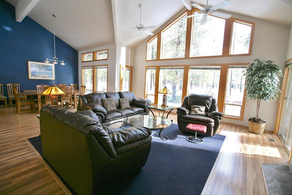 1 Colonial-Golf Course-5BR/6BA - thumb 0