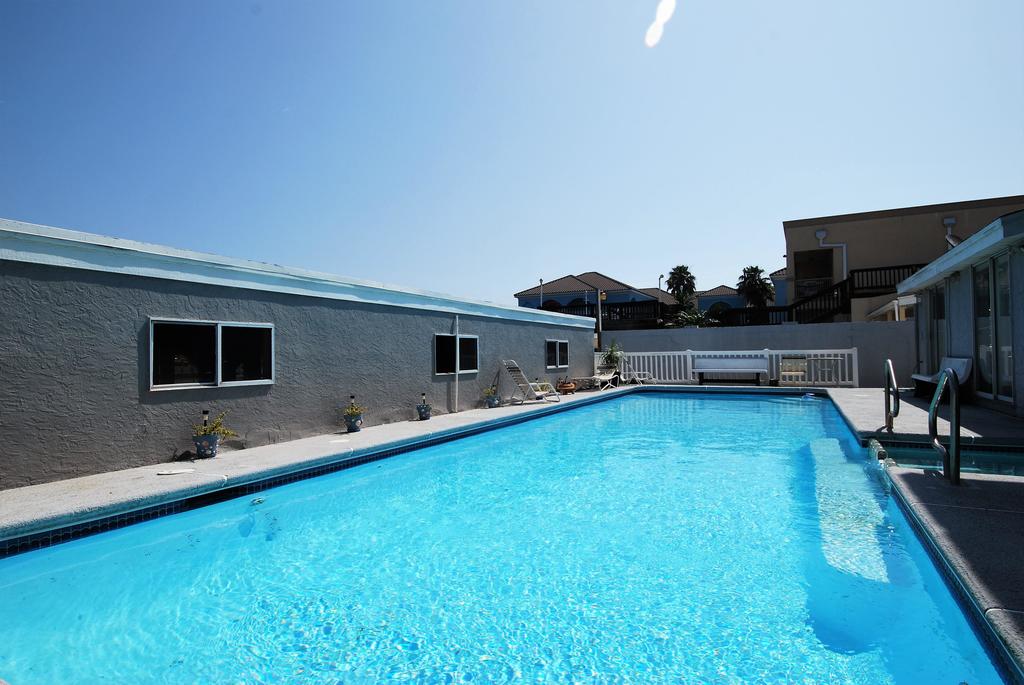 108 West Morningside Townhouse - thumb 1