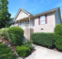 20 minutes to Downtown Nashville w/ Fenced in Yard - Accommodation Philadelphia