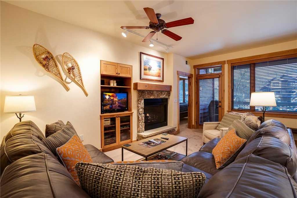 4201 Aspen Lodge, Trappeur's Crossing - thumb 0