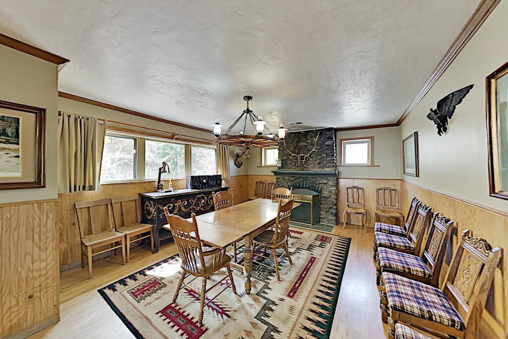 468JRKBC Home - thumb 2