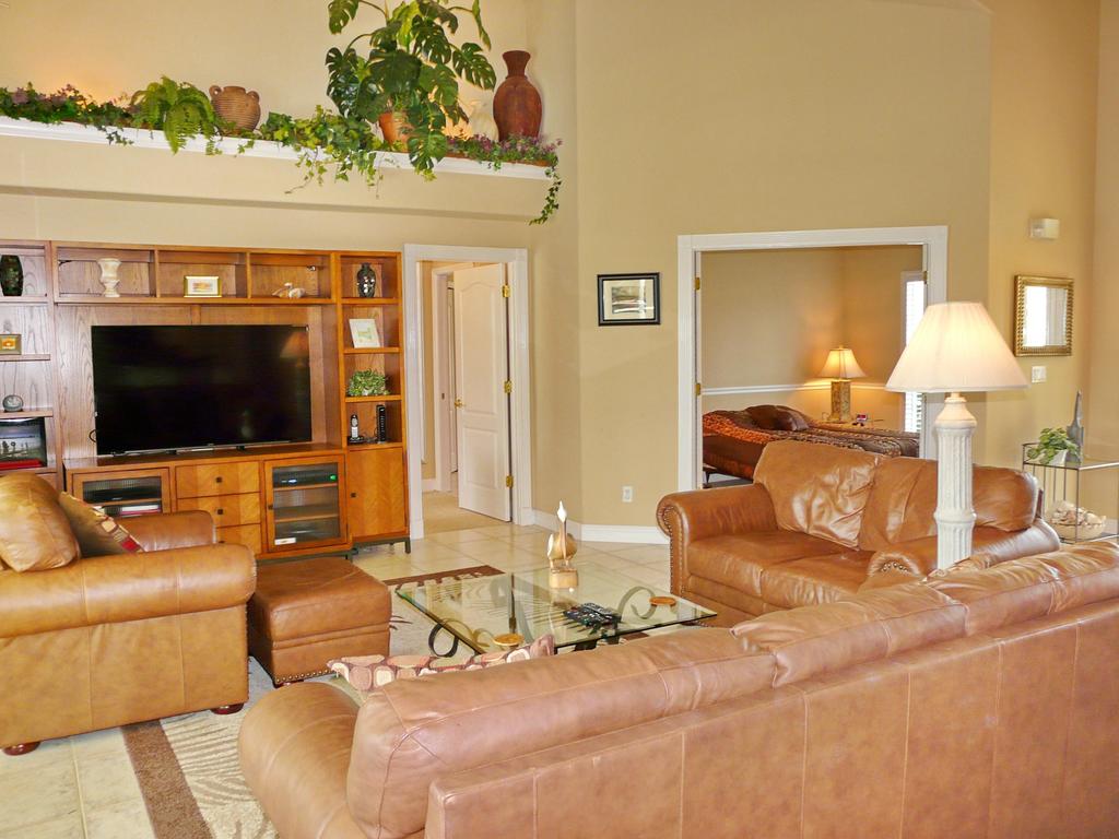 701 Kendall Drive - thumb 2