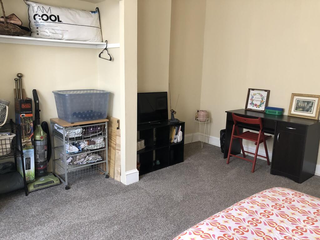 Apt Near Shriner, Temple,St.Christopher Hospital - thumb 2