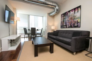 AQ RITTENHOUSE 2BR 1BA, 3 Blocks To Rittenhouse!, Designer Furniture!