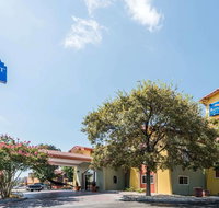 Baymont by Wyndham San Antonio Near South Texas Medical Ctr - Accommodation Philadelphia