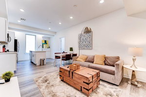 Beautiful & Modern 2BR In Olde Kensington