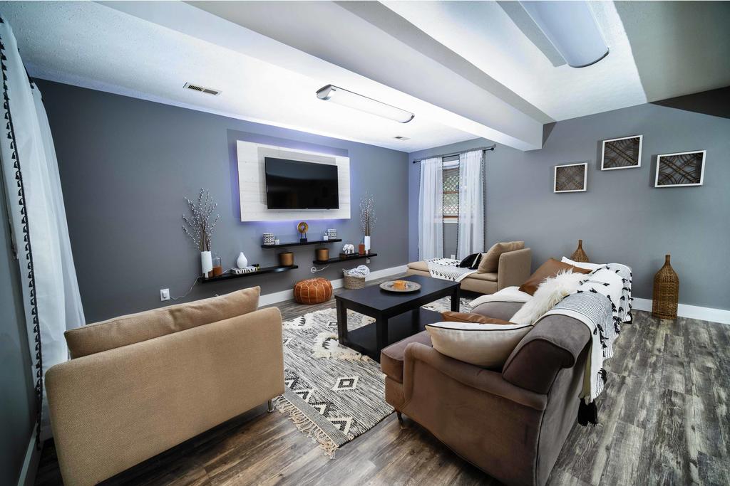 Beautiful Private Suite Near Pisgah & DuPont - thumb 1