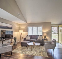 Bella Vista Home on Golf Course Near 6 Lakes - Accommodation Philadelphia