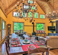 Breathtaking Great Smoky Mountains Retreat with Deck - Accommodation Philadelphia