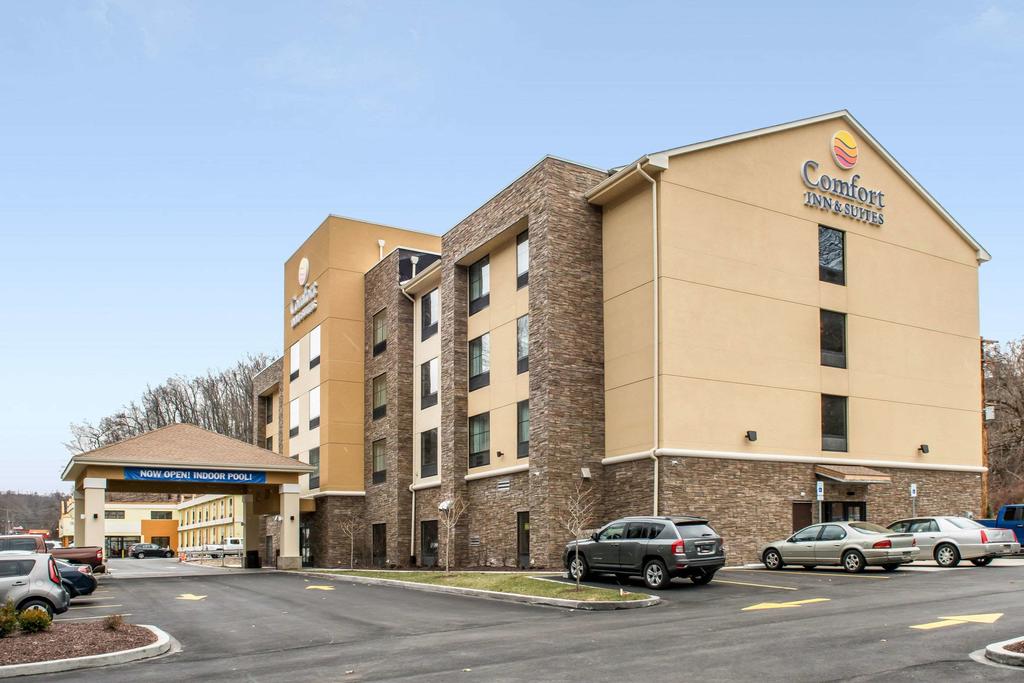 Comfort Inn & Suites Pittsburgh - thumb 1