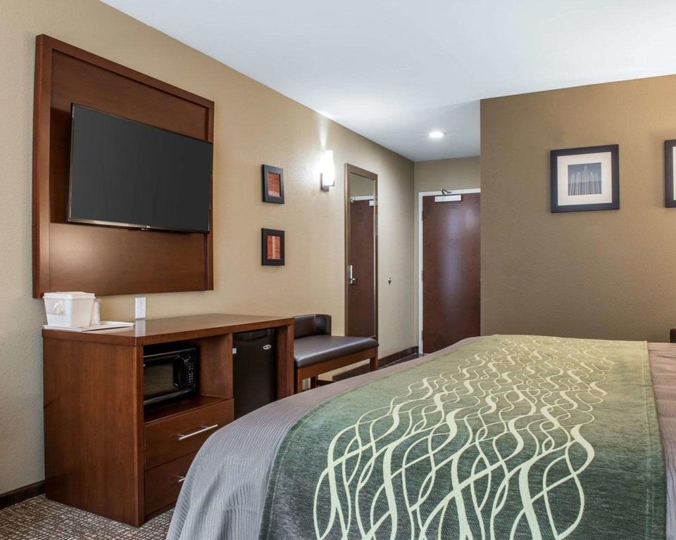 Comfort Inn & Suites Pittsburgh - thumb 0