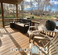 Cozy LAKE NORMAN tranquility w/ private DOCK - Accommodation Philadelphia