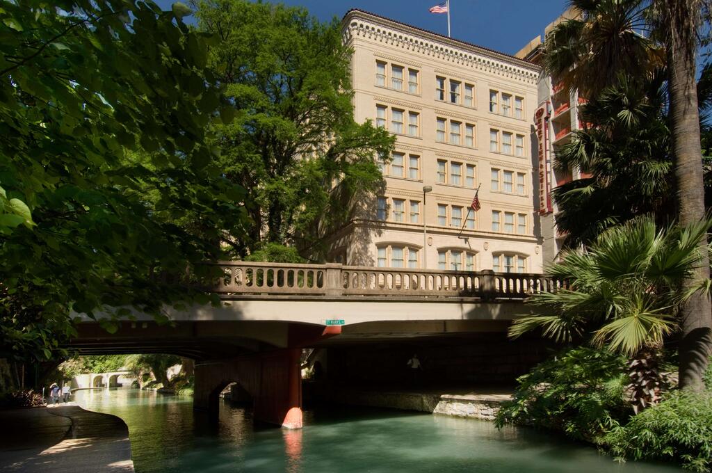 Drury Inn & Suites San Antonio Riverwalk - thumb 0