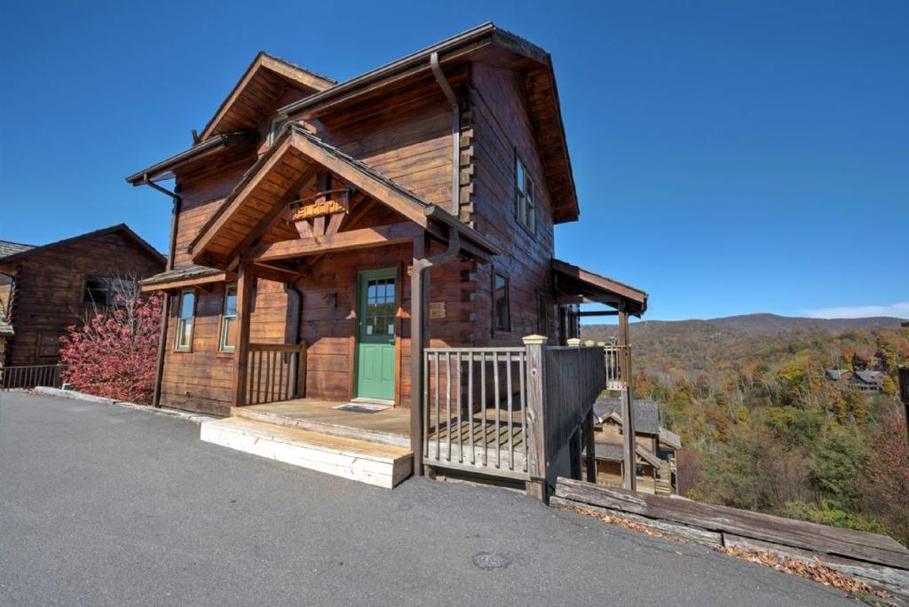 Eagle's Nest Cabin - thumb 0