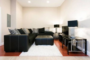 Enjoy Our Spacious 7th Floor 3BDRM 2Bath In Center City East Philadelphia Near Everything!