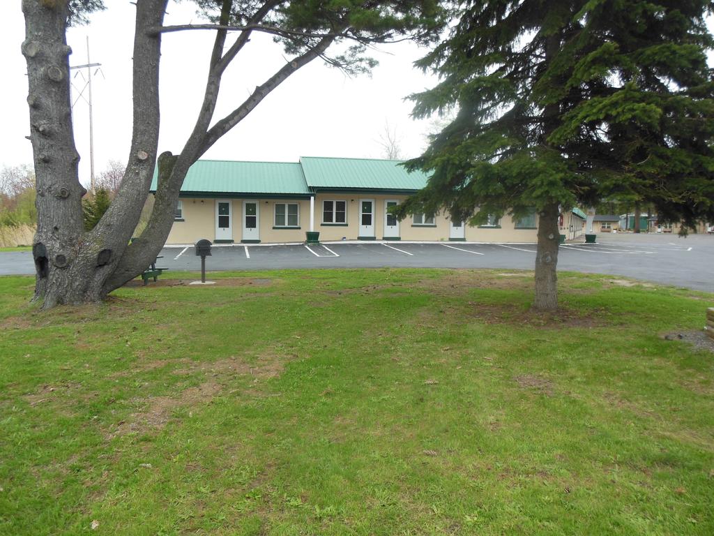 Evergreen Motel - thumb 0