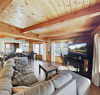Expansive Haven w/ Fireplaces  Epic Game Room home - Accommodation Philadelphia