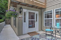 Fairview Apartment w/Deck 9.5 Mi to Asheville Accommodation Philadelphia