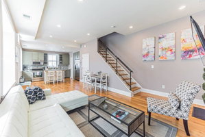 Fire Pit -Roof Deck- Parking -Penn-CHOP-Sleeps 7