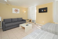 Gorgeous Apartment SOUTH BEACH 1 block from Ocean Accommodation Philadelphia