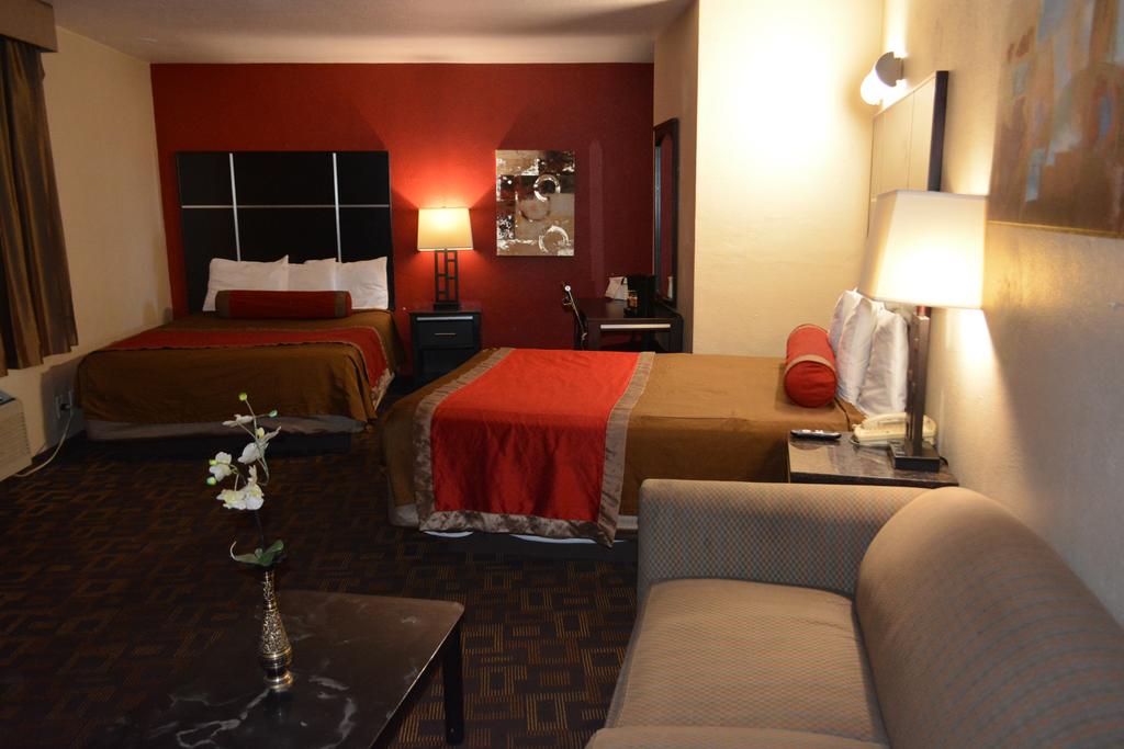 Harbor Inn & Suites Oceanside - thumb 2