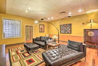Historic Downtown Charm - Top-Floor Lancaster Apt Accommodation Philadelphia