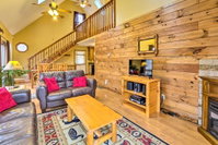 Hocking Hills Hideaway with Hot Tub Fire Pit  Views Accommodation Philadelphia
