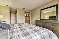 Home with Game Room 3 Min to Camelback Mtn Resort Accommodation Philadelphia