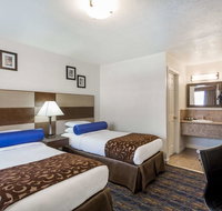 Howard Johnson By Wyndham Berkeley - Accommodation Philadelphia
