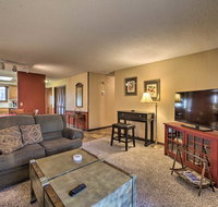 Ideally Located Bella Vista Townhome with Deck - Accommodation Philadelphia