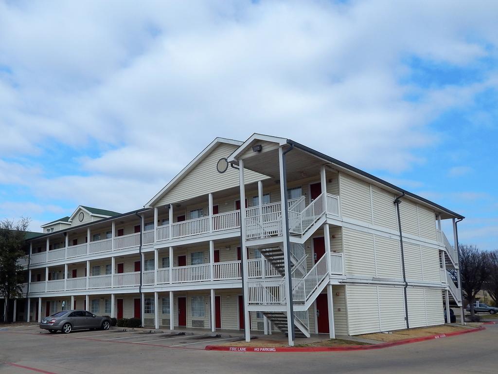 InTown Suites Extended Stay Lewisville Tx- East Corporate Drive - thumb 3