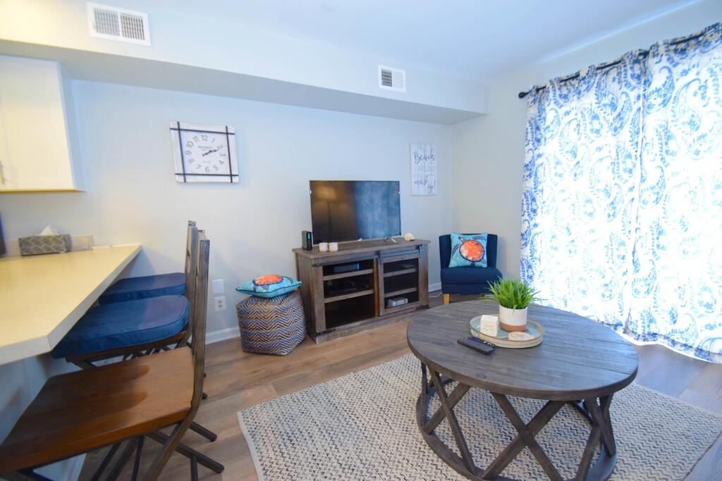 Jamaica II 208 Condo - thumb 2