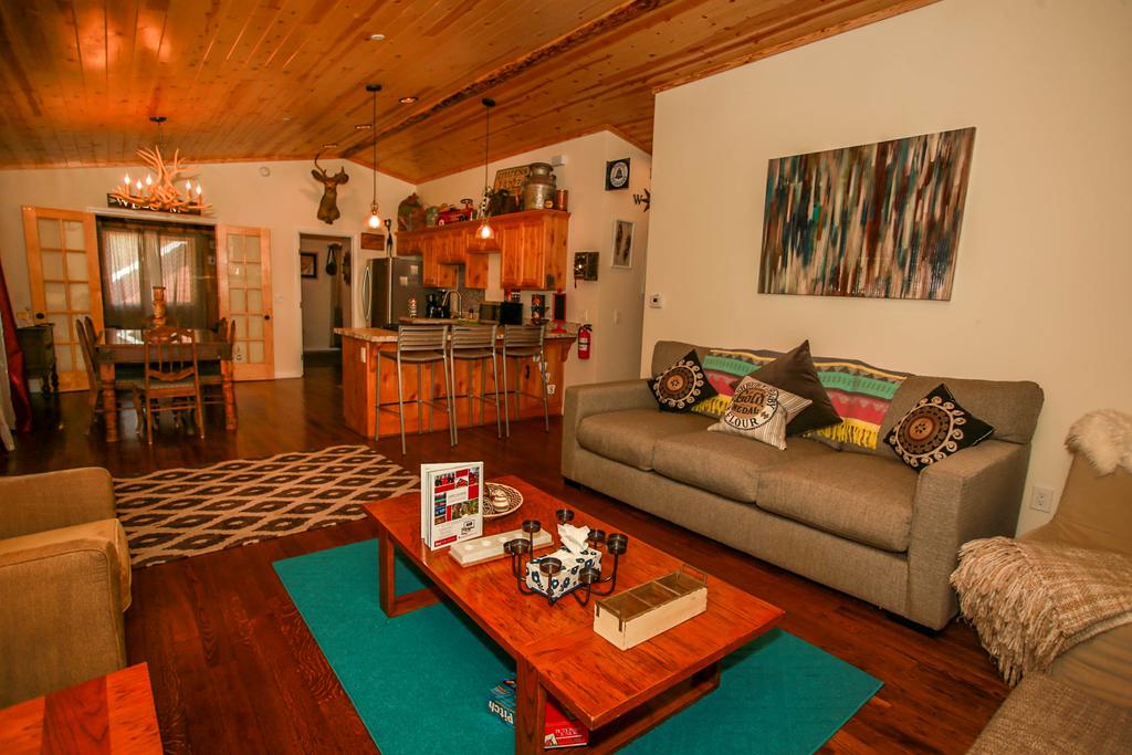 Knight Cabin - thumb 1