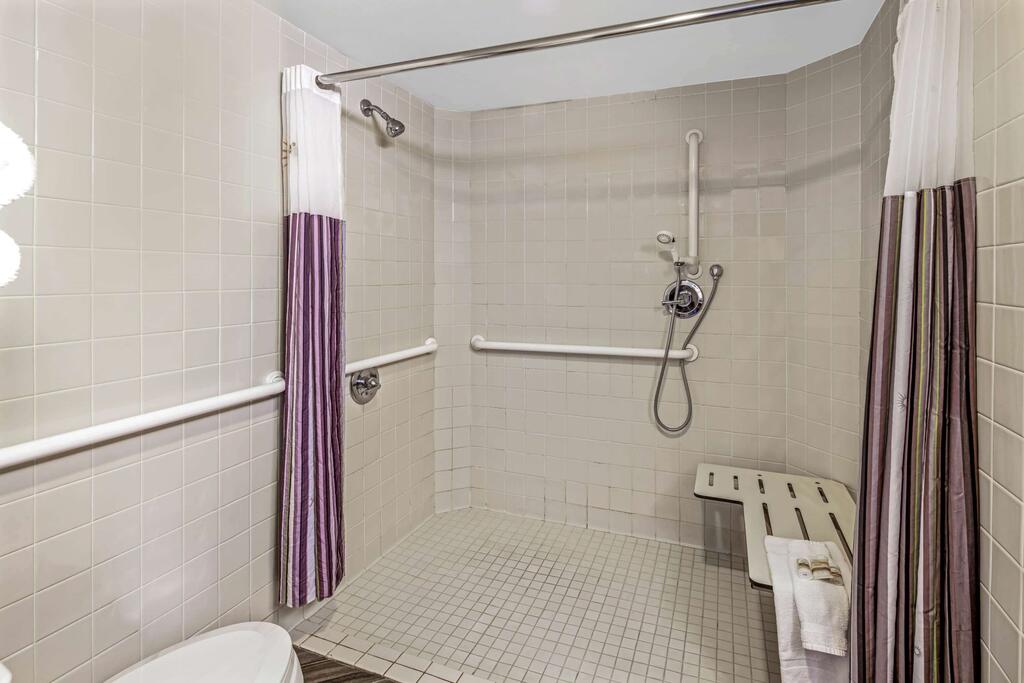 La Quinta By Wyndham Anaheim - thumb 1